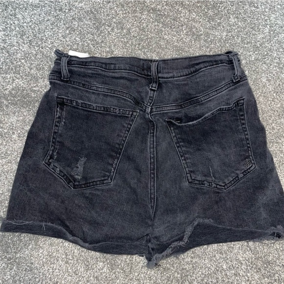 Silver - 90's Baggy Short - Picture 2 of 7